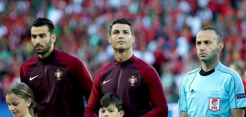 La Portugal de Cristiano Ronaldo entró en la Eurocopa ante Islandia