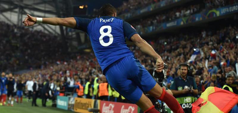 Payet volvió a sumar un tanto con un gol en el descuento.