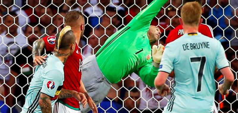 La mejor versión ofensiva de Bélgica convirtió a Kiraly en una diana