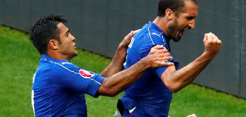 El gol de Chiellini, en una primera parte tremenda de los pupilos de Conte, fue suficiente
