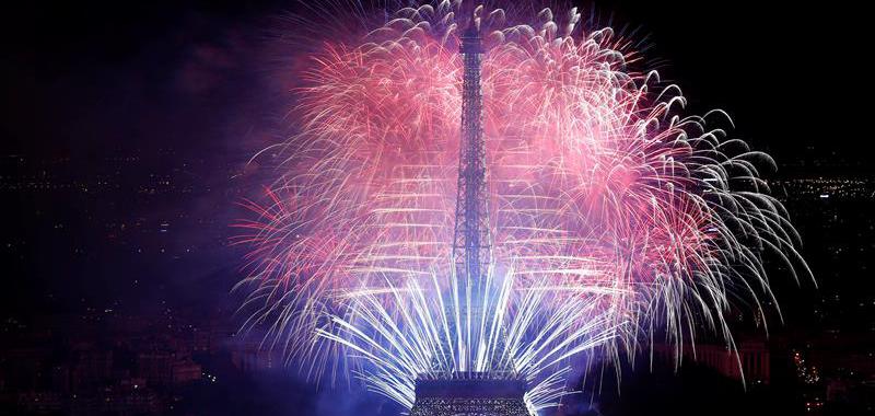 Francia, que festejaba el Día de la Bastila, su fiesta nacional por excelencia, volvió a sufrir el horror de la barbarie.