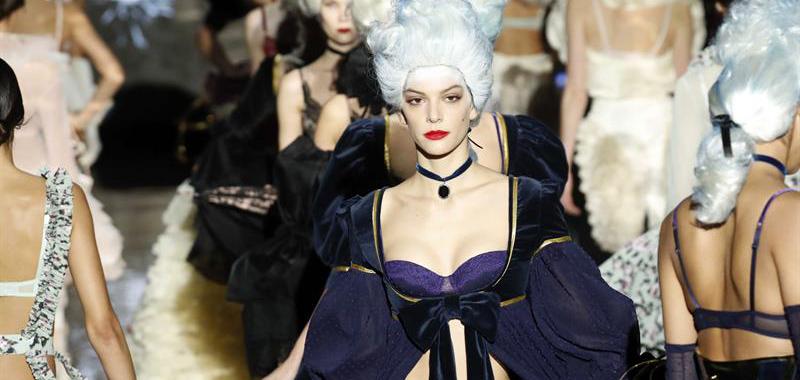 Desfile de Andrés Sardá