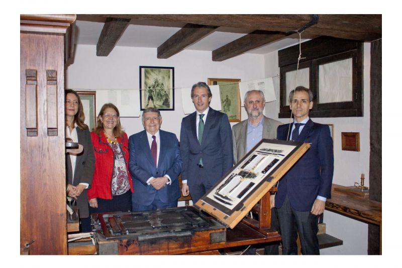 Elvira Rodríguez, Luis María Anson e Íñigo de la Serna.