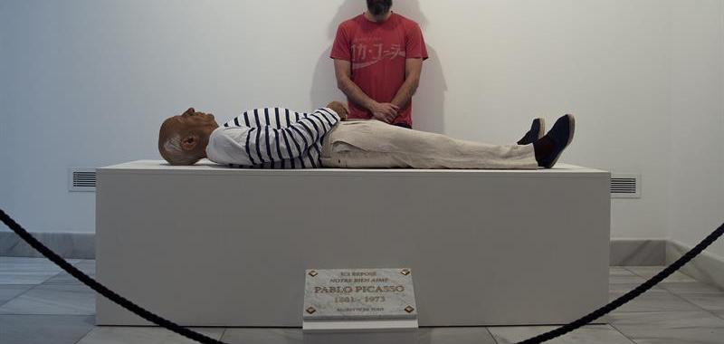 "Aquí yace Picasso", de Eugenio Merino