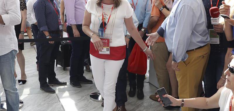 Susana Díaz no saluda.