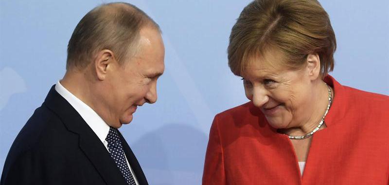 Angela Merkel y Vladimir Putin