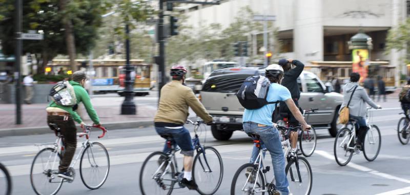 Cualquier pequeño gesto puede reducir nuestro impacto medioambiental: sustituir ducha por baño, usar bolsas reciclables, coger la bici...