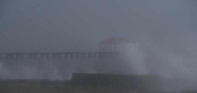 Vista de una tormenta desde el Club Náutico de San Fernando de Montecristi (República Dominicana). 