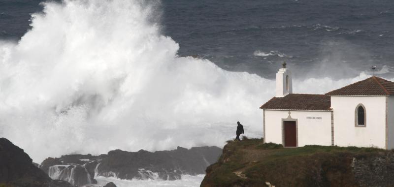 Iglesia de Valdoviño (Coruña)