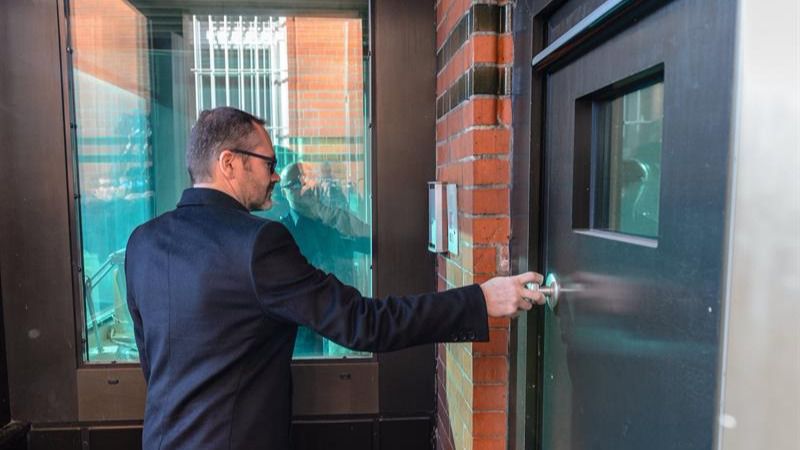 Josep Costa, vicepresidente del Parlament, visita a Puigdemont