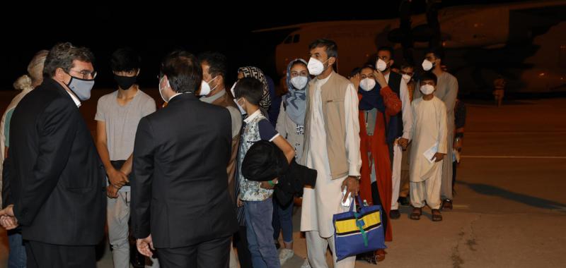 Llega a Torrejón el primer vuelo con repatriados de Afganistán