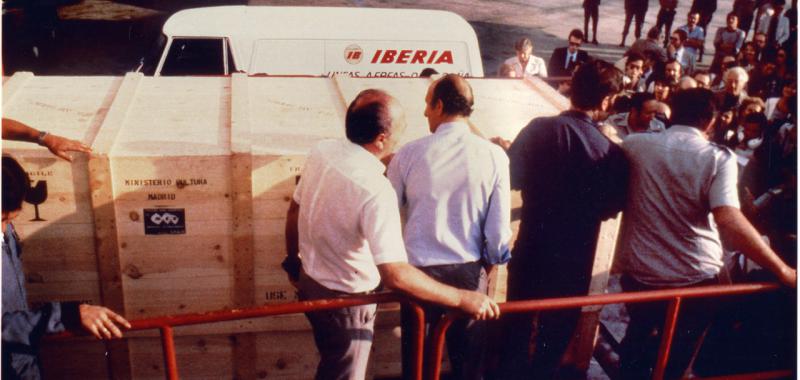 40 años del vuelo que trajo el Guernica a España