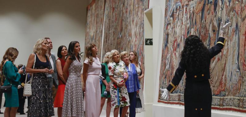 Visita de las acompañantes de los líderes de la OTAN a La Granja de San Ildefonso