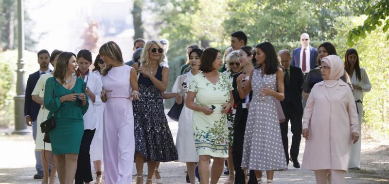 Visita de las acompañantes de los líderes de la OTAN a La Granja de San Ildefonso