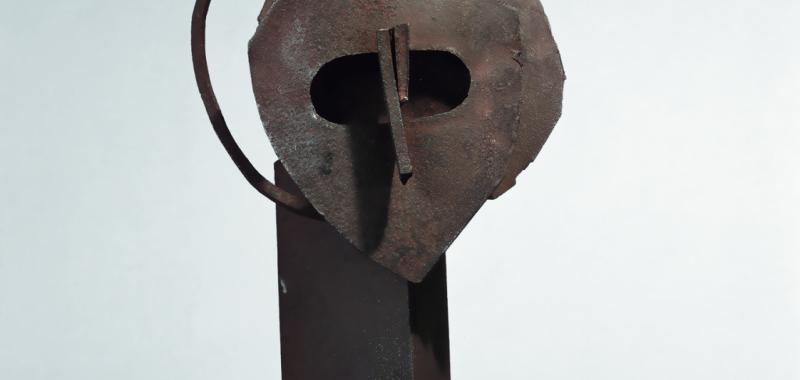 Head with large Eyes