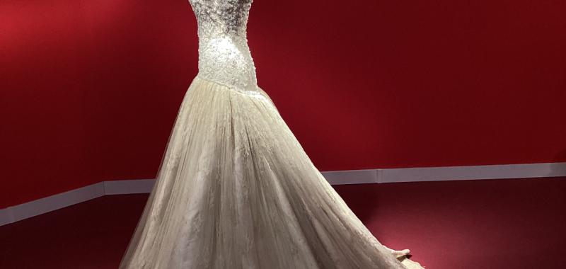 Traje joya