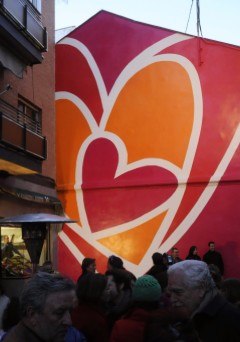 Aspecto del mural de Ágatha Ruiz de la Prada (Foto: Manuel Engo)