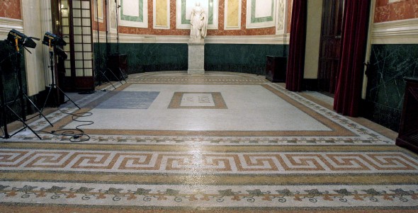 Aspecto del Vestíbulo de la Reina del Congreso ya restaurado (Efe)