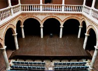 Patio de los Fúcares.