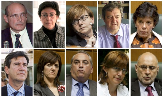 El primer Gobierno de Patxi López tiene el mismo número de mujeres que de hombres y que cuenta con cuatro independientes. Los consejeros son (de izda a dcha y de arriba abajo): Rafael Bengoa (Sanidad y Consumo); Pilar Unzalu (Medio Ambiente, Planificación Territorial, Agricultura y Pesca); Gemma Zabaleta (Empleo y Asuntos Sociales); Carlos Aguirre (Economía y Hacienda); Isabel Celaá (Educación, Universidades e Investigación); Bernabé Unda (Industria e Innovación); Idoia Mendia (Justicia y Administración Pública); Iñaki Arriola (Vivienda, Obras Públicas y Transporte); Blanca Urgell (Cultura), y Rodolfo Ares (Interior). EFE