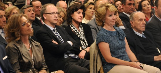 Aznar presenta en Faes su libro 