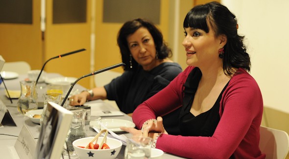 Irene Villa durante la presentación de Saber que se puede. Veinte años después. Foto de Manuel Engo