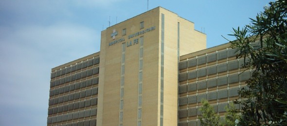 Fachada del Hospital La Fe de Valencia.