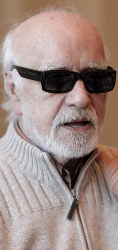 Francisco Nieva durante la presentación de Tórtolas, crepúsculo...y talón (Efe)