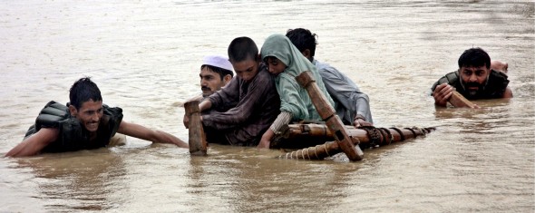 Las inundaciones en Pakistán dejan al menos 408 muertos (Efe)