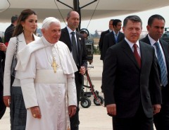 Los Reyes de Jordania reciben a Benedicto XVI