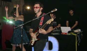 El grupo Pastora hizo disfrutar con su actuación en el hotel ME Madrid.Cristina Carbón