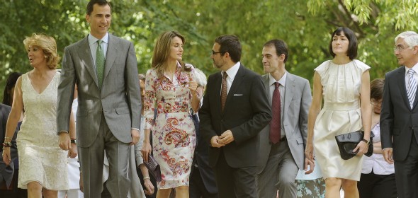 Esperanza Aguirre, Don Felipe, Doña Letizia, Ángeles González-Sinde y José María Barreda (Foto: Manuel Engo)