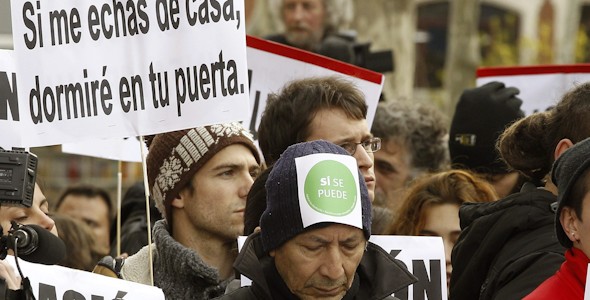 Protestas frente a la sede del PP. Efe