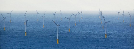 Molinos de viento en el mar en Bélgica. Efe
