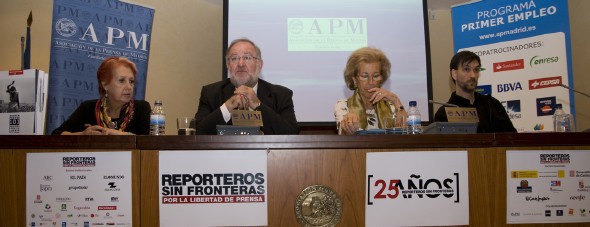 De izqda. a dcha.: Rosa María Calaf, Fernando González Urbaneja, María Dolores Masana y Ricardo García Vilanova.