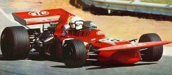 Soler roig, pilotando su March