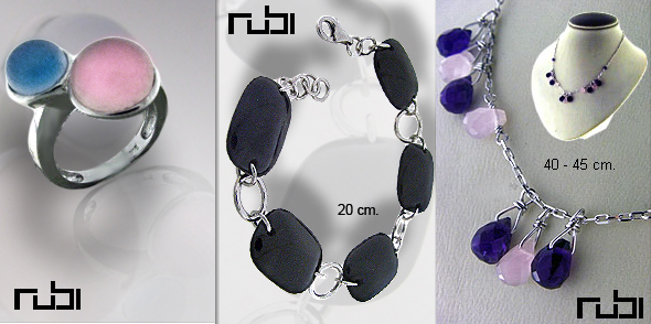 Vestido de Bershka (izq), guantes de Gyvenchy (derecha)