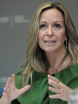 La ministra de Sanidad y Políticas Sociales, Trinidad Jiménez, responsable de la Ley de Dependencia.