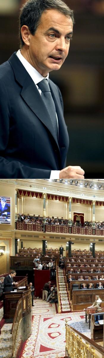 Zapatero, durante su réplica a Rajoy. Efe
