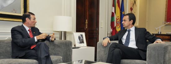 Zapatero e Ibarreche en su última reunión en La Moncloa. (Manuel Engo)