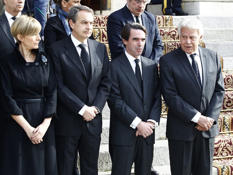 aznar gonzalez zapatero